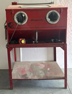 Snap-On Bench-Top Sand Blast Cabinet W/ Stand, Blower, Light, Blast Gun &ndash; 36"x24" Work Area (Located In Connex)