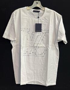 Louis Vuitton Men&rsquo;s White T-Shirt Size XXL