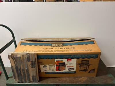 Thermos 15522 Outdoor Gas Grill With 44,000 BTU, 757 Sq. In. Cooking Area, And Side Burner