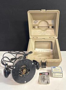 Craftsman 1.5 HP Fixed Base Router With Original Case And Accessories