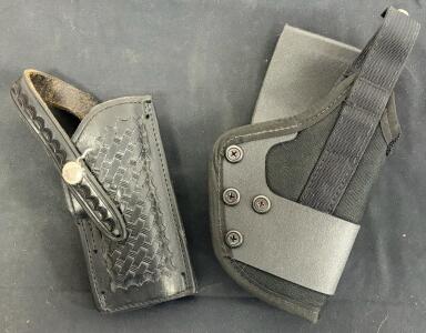 Bianchi Model 4 Leather S&W 9mm Duty Holster & Uncle Mike&rsquo;s Sidekick 12-3215 Hip Holster, Black