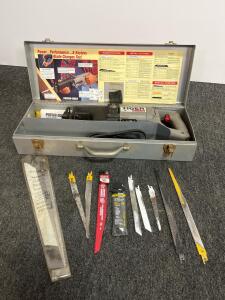 Porter-Cable 737 Reciprocating Saw, 8A 120V, Variable Speed 0-2600 SPM, Dual Blade Motion, Metal Case, Working Condition