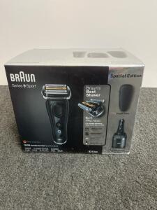 Braun Series 9 Sport 9310cc Electric Foil Shaver, Clean & Charge Station, Waterproof, Travel Case