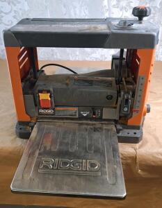 (1) RIDGID R4331 - 13" Planer