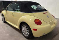 2004 VOLKSWAGEN BEETLE - 84K MILES! CONVERTIBLE! - 8
