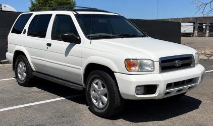 2001 NISSAN PATHFINDER -