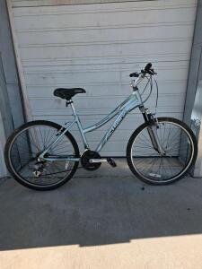 Schwinn Sierra 26" Hardtail Mountain Bike, Front Suspension, 21-Speed, Aluminum Frame, Light Blue