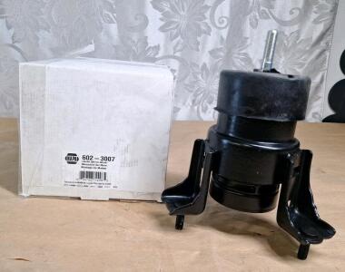(1) NAPA Ballkamp 602-3007 Engine Mount, For 2004-2006/2011-2013 Toyota Sienna & 2004-2013 Toyota Highlander
