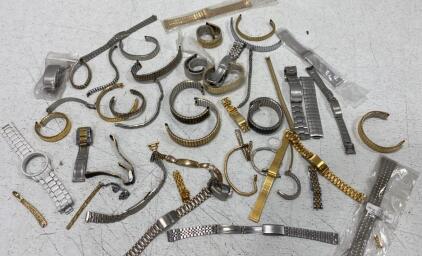 Large Lot of 26 Metal Expansion, Link, Mesh Watch Bands &ndash; Seiko, Speidel, Gold/Silver, Mixed Widths