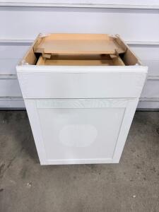 White Shaker Base Kitchen Cabinet 24"x34.5"x24" Single Door, Single Drawer, Toe Kick