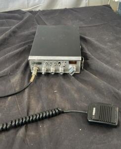 Cobra Sound Tracker CB Radio