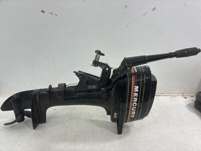 Vintage MERCURY 4.5HP two stoke engine.