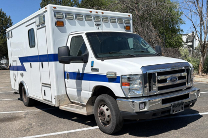 2012 FORD E150 AMBULANCE - LOCAL GOVERMENT FLEET!