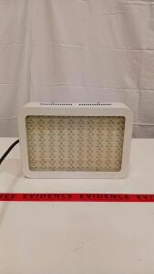 1000W Full Spectrum LED Grow Light with Dual Fans and Mounting Hardware
