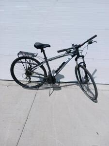 Scott Sub Cross 950 Hybrid Bicycle, Aluminum Frame, 700c Wheels, Disc Brakes, Rear Rack
