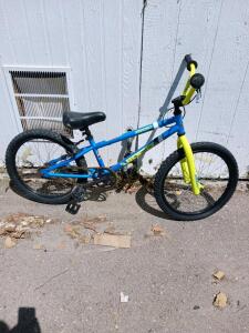 Diamondback Viper 20" BMX Bike, Blue/Yellow, Single Speed, Steel Frame, Rear Hand Brake