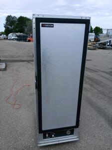 Cres Cor Full-Height Heated Holding Cabinet, 120V, 18-Sheet Pan Capacity, Mechanical Thermostat