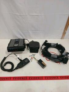 Motorola APX 6500 7/800 MHz Digital Mobile Radio, O2 Keypad Mic, Speaker, Cables, Serial 527CMM1098