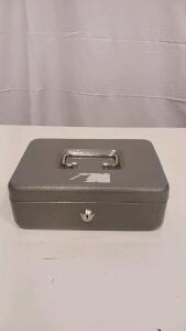 Gray Steel Cash Box 5-Compartment Tray, Carry Handle, "SUZY" Lock, 11"x7.5"x3"
