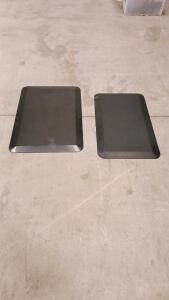 VARIDESK Anti-Fatigue Standing Desk Mat Set &ndash; 36"x24" & 20"x34", Black, Beveled Edge, Ergonomic