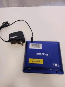 BrightSign HD223 Digital Signage Media Player, HDMI, Ethernet, Power Adapter, S/N: 33E81U002406