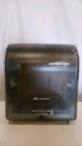 Georgia-Pacific enMotion 10" Automated Touchless Paper Towel Dispenser, Black/White With Key