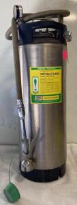 Haws 7600.5 Series Portable Eye Wash Station, 5-Gallon Stainless Steel Tank, ANSI Z358.1 Compliant ( R8 )