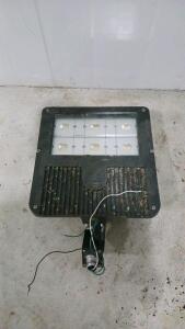 Lithonia DSXF3 LED 6 A530/40K FL MVOLT THK DDBXD, 115W, 21,387 Lumens, 4000K, Flood