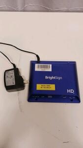 BrightSign HD223 Digital Signage Media Player HDMI Ethernet microSD 12V PSU w/ MAC & SN