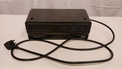 APC BE600M1 Back-UPS 600VA 330W 7-Outlets 120V USB Charger, Line-Interactive, Serial: 4B1849P50119