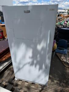 Frigidaire Upright Refrigerator, ~20 cu ft, White, 1 Door, Glass Shelves, Crisper Drawers