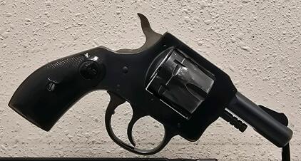 Harrington & Richardson Model 732 Revolver, .32 S&W Long, 4" Barrel, 6-Shot Capacity
