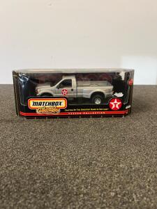 Matchbox Collectibles 1:24 Scale 1999 Ford F-350 Super Duty Texaco Edition Die-Cast Model