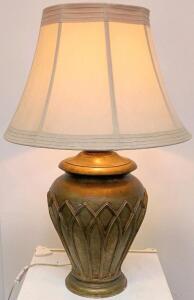 Traditional Table Lamp With Antique Gold Base And Fabric Shade