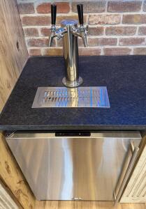 *OFFSITE*Dual-Tap Commercial Stainless Kegerator &ndash; Digital Controls, CO2 Tank, Drip Tray, Undercounter