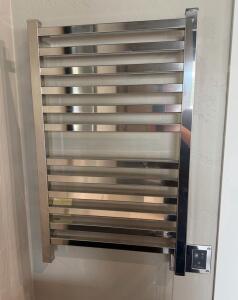 *OFFSITE*Amba Stainless Steel 13-Bar Electric Heated Towel Rack, Digital Timer Control, 32"x24" Wall Mount
