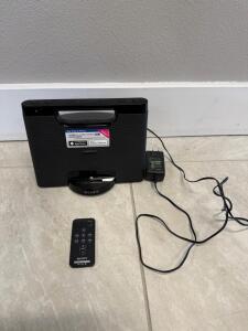 *OFFSITE* Sony RDP-M7iPN Portable Docking Speaker for iPhone 5/5S/5C, 2W+2W Output, Black