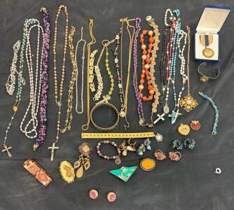 Large Vintage and Costume Jewelry Lot &ndash; Rosaries, Necklaces, Brooches, Bracelets, 50+ Pieces, 3 lbs