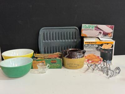 Vintage Kitchenware Lot: Presto FryDaddy, Mirro Pastry Press, Pyrex Bowls, Mixer Attachments