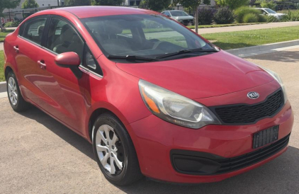 2013 KIA RIO - RUNS WELL!