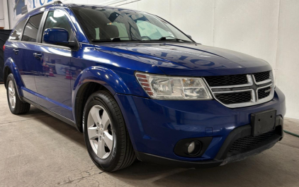 2012 DODGE JOURNEY - AWD!