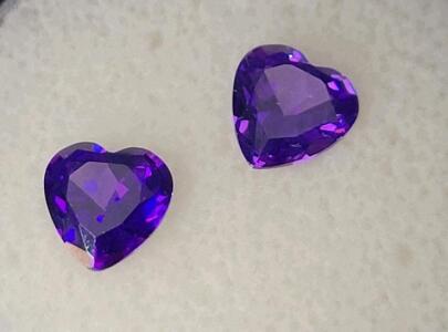 2.20ct Natural Beautiful Purple Sapphire Pair of Hearts Gemstones