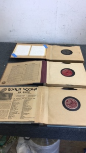 (28) 10&rdquo; 78 Rpm Records In albums