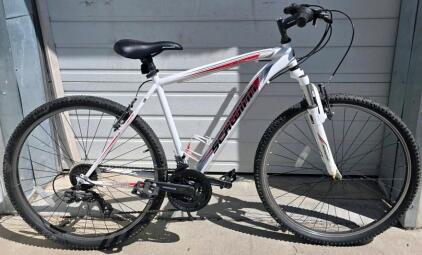 Specialized Hardrock 2012 Mountain Bike, 26" Wheels, 21-Speed, Front Suspension