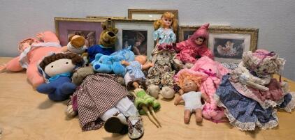 Vintage Mixed Doll & Plush Toy Lot &ndash; Scooby-Doo, Blue&rsquo;s Clues, Cabbage Patch, Rag, And More
