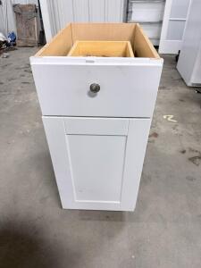 24x24x34.5 Inch White Shaker Base Cabinet, 1 Door 1 Drawer, Round Knob, Face Frame