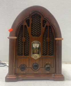 GE 7-4100JA Cathedral Tabletop Radio, AM/FM Bands, Wood Veneer, Vintage Style, Malaysia