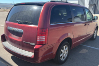 2010 CHRYSLER TOWN & COUNTRY - FWD! - 5