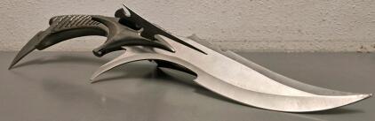 Fantasy Decorative Knife with Stainless Steel Blade and Decorative Handle *Missing One Wing Blade*