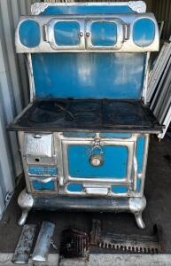 Shapleigh Hardware Co. Bonnie Blue Porcelain Range S-23, Antique Wood-Burning Stove (Connex #3)
